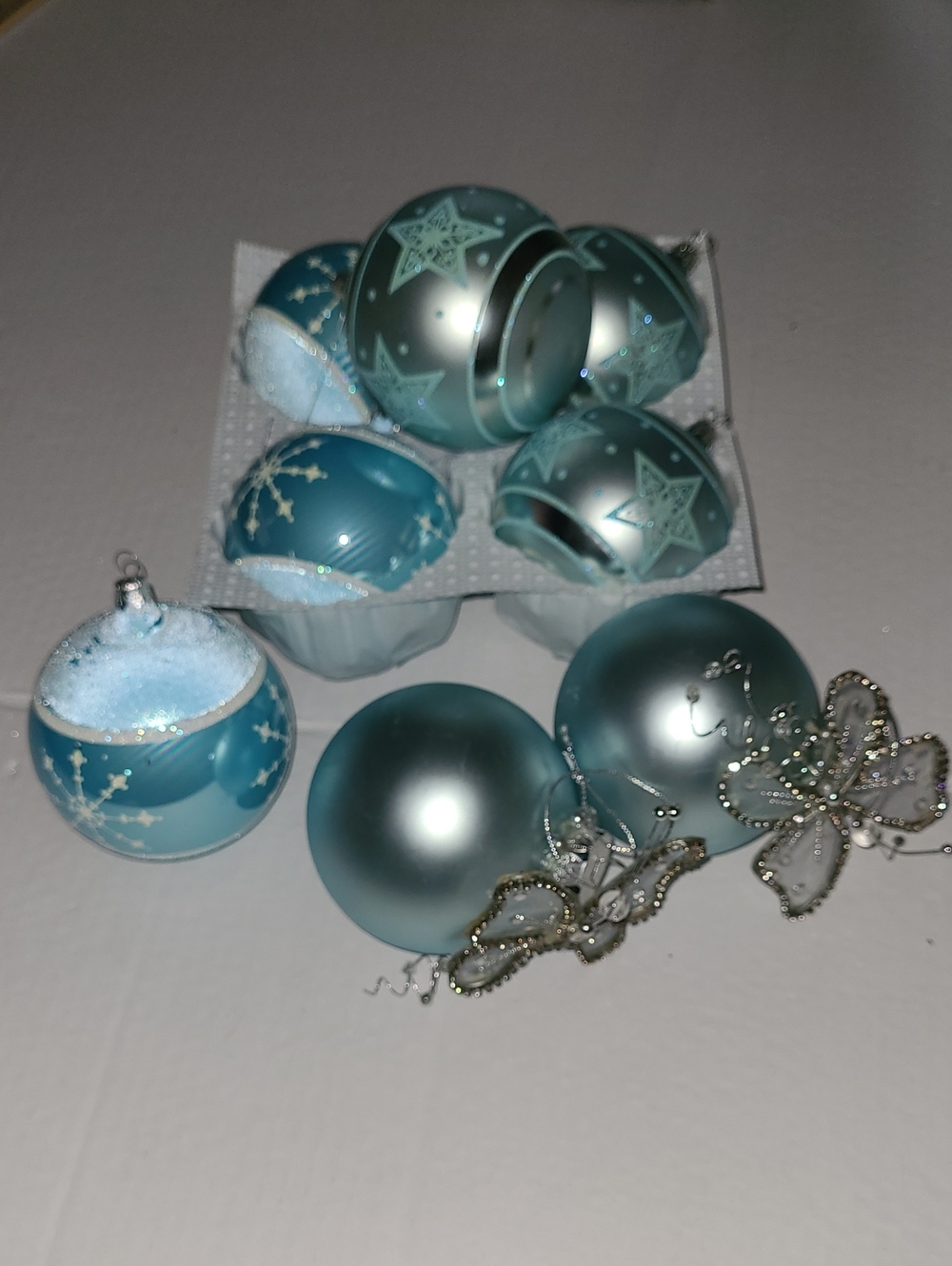 Vintage Light Blue Holiday Ornaments - Set of 6 Decorative Baubles +2 Ornate